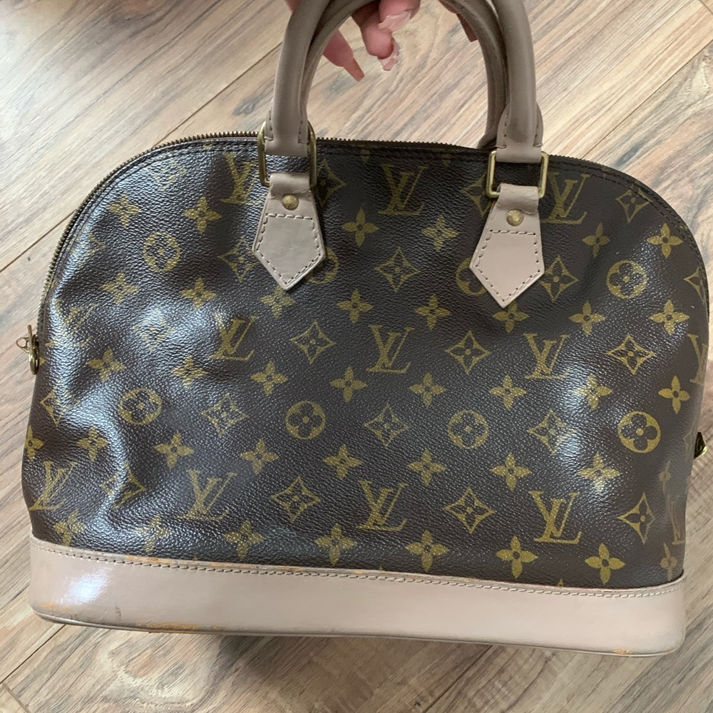 Authentic Louis Vuitton Repainted Alma!